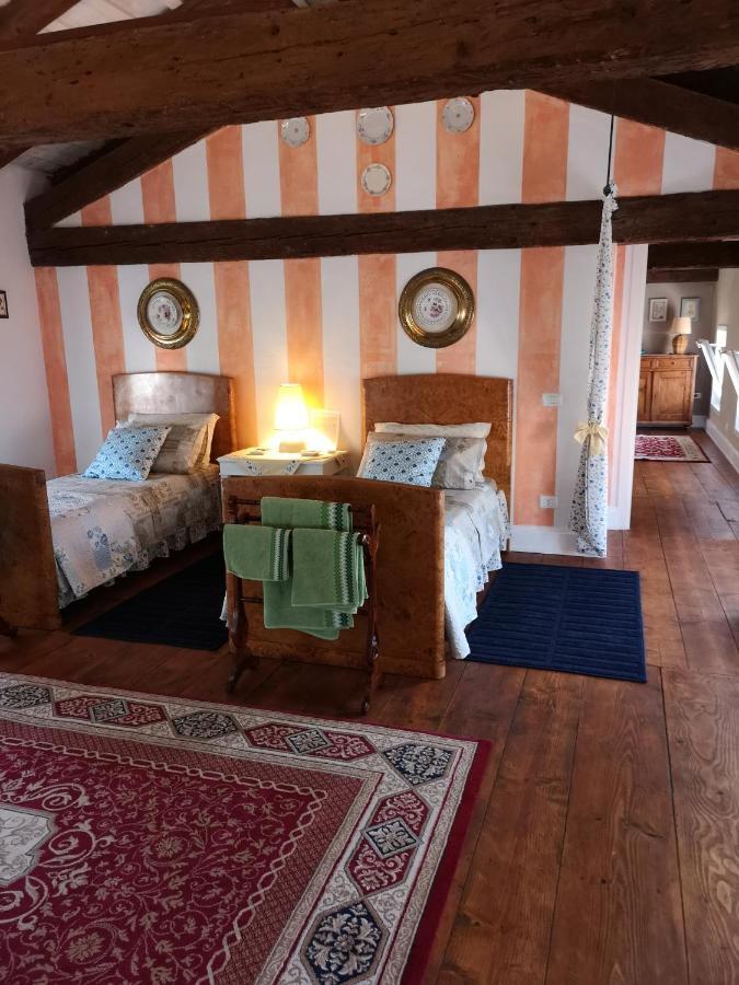 East Wind Bed & Breakfast Medea Luaran gambar